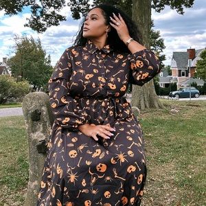 Brand new Halloween dress perfect for the office or a party